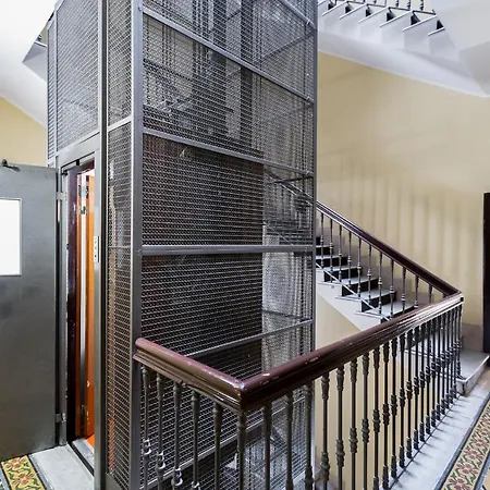 Bdc - Empire, Noble 3-bdr Apartment