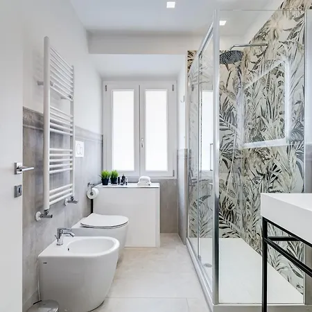 Bdc - Empire, Noble 3-bdr * Rom