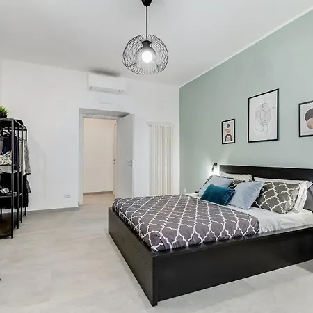 Bdc - Empire, Noble 3-bdr Apartamento