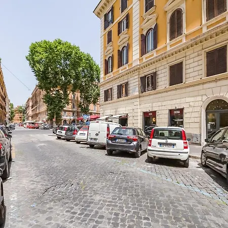 Bdc - Empire, Noble 3-bdr Apartamento