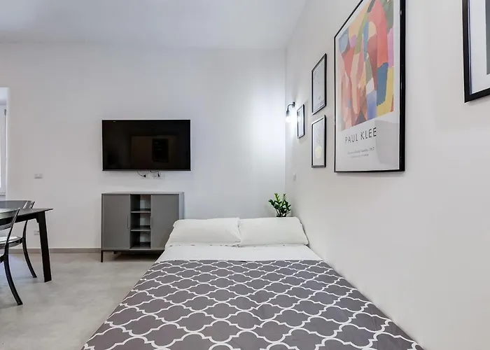 Bdc - Empire, Noble 3-bdr *