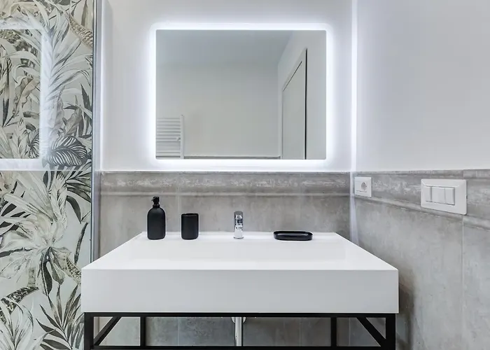 Bdc - Empire, Noble 3-bdr *